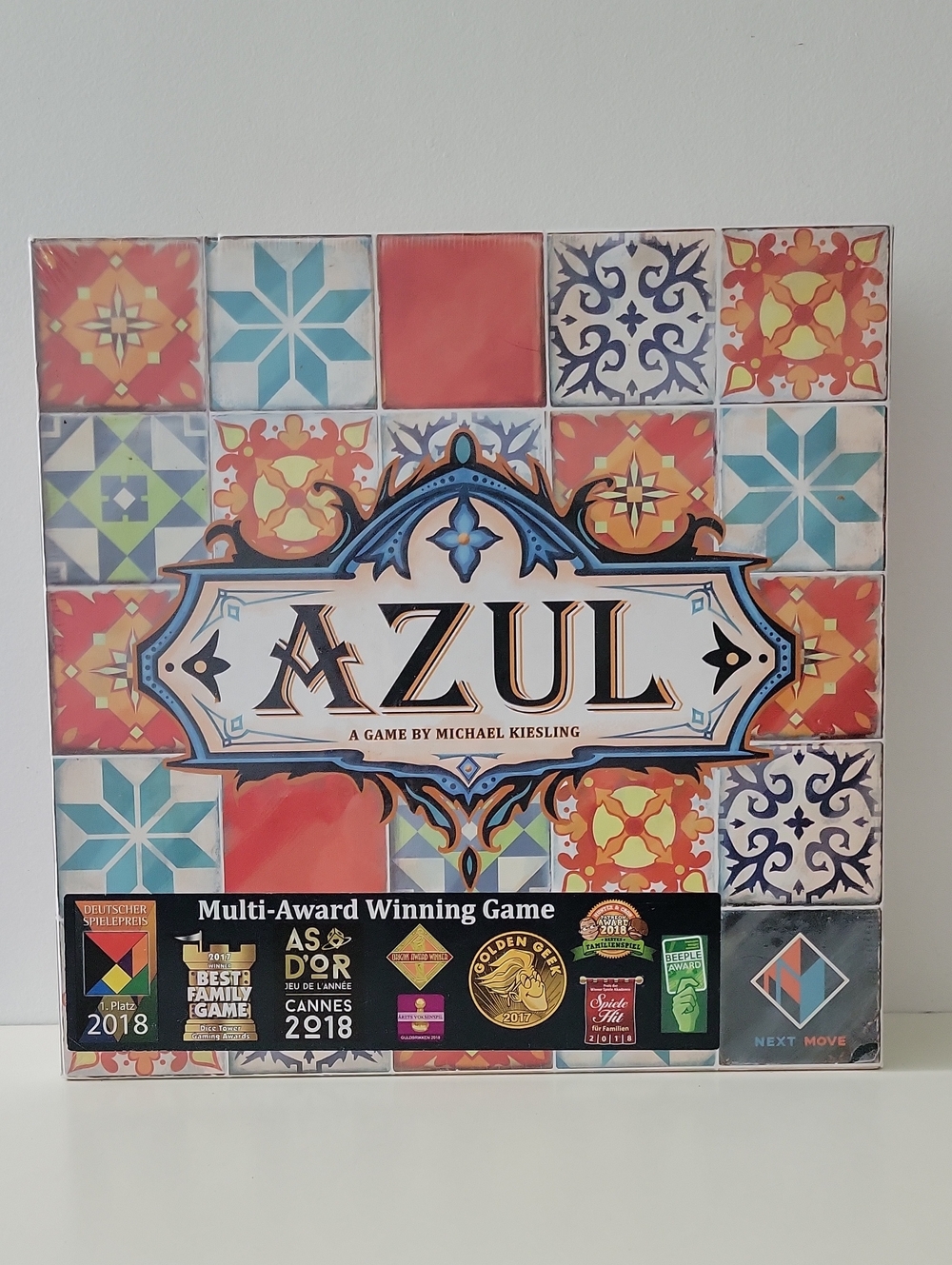 Azul - A Game By Michael Kiesling Multi-Award Winning Game (NEW)